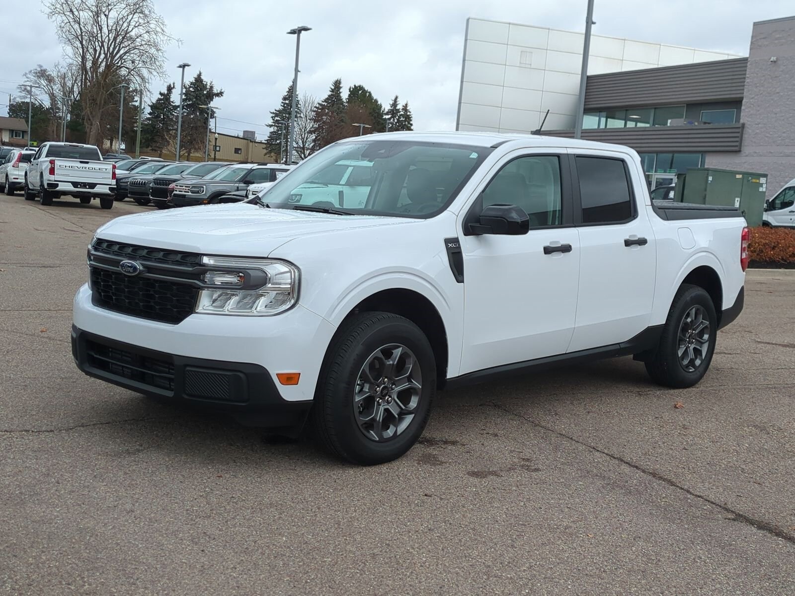 2024 Ford Maverick XLT photo 4
