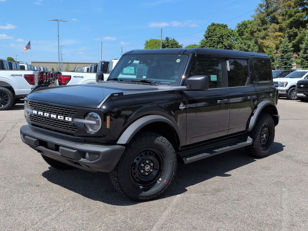 New 2026 Ford Bronco Outer Banks SUV