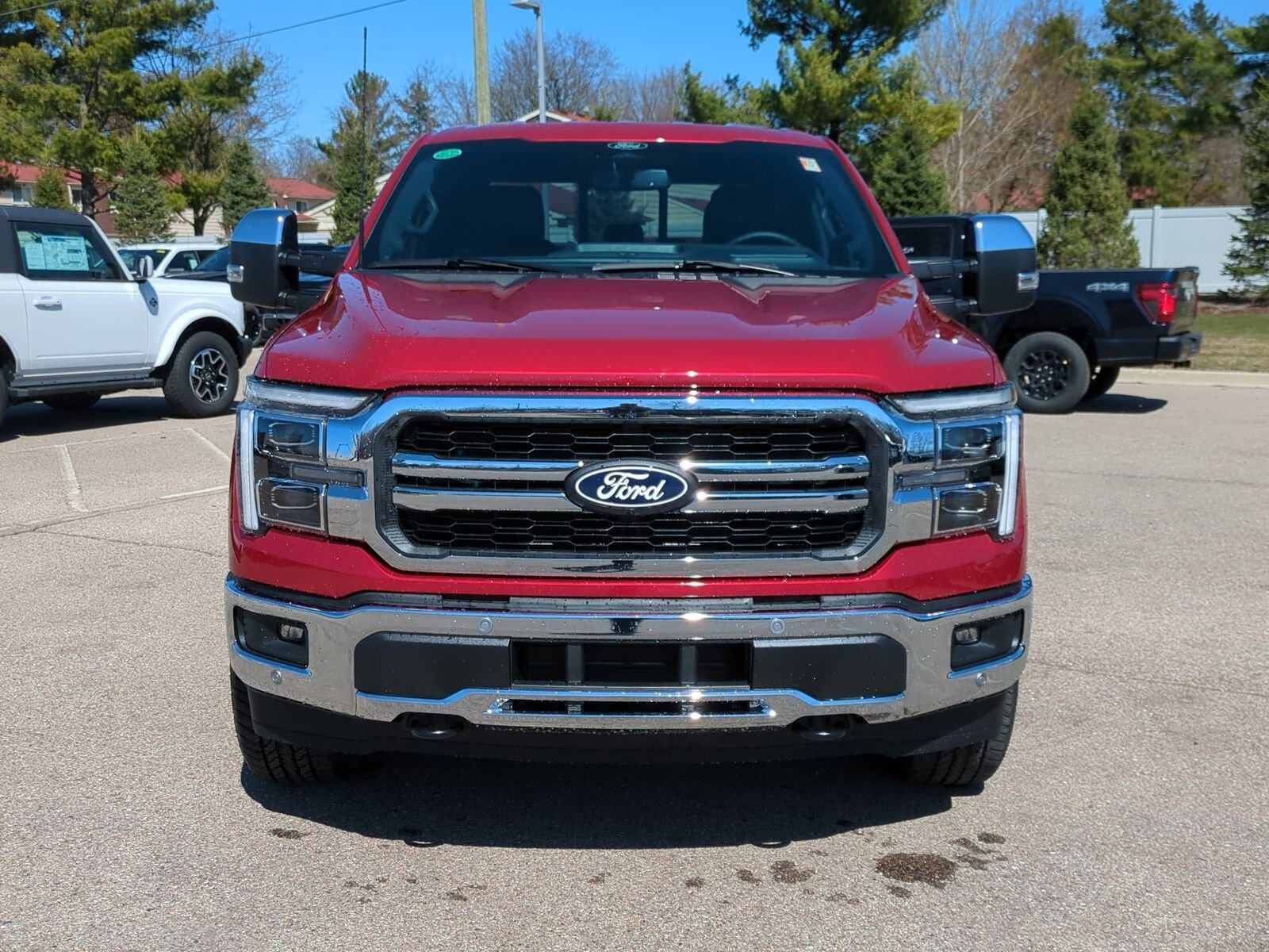 2025 Ford F-150 Lariat photo 3