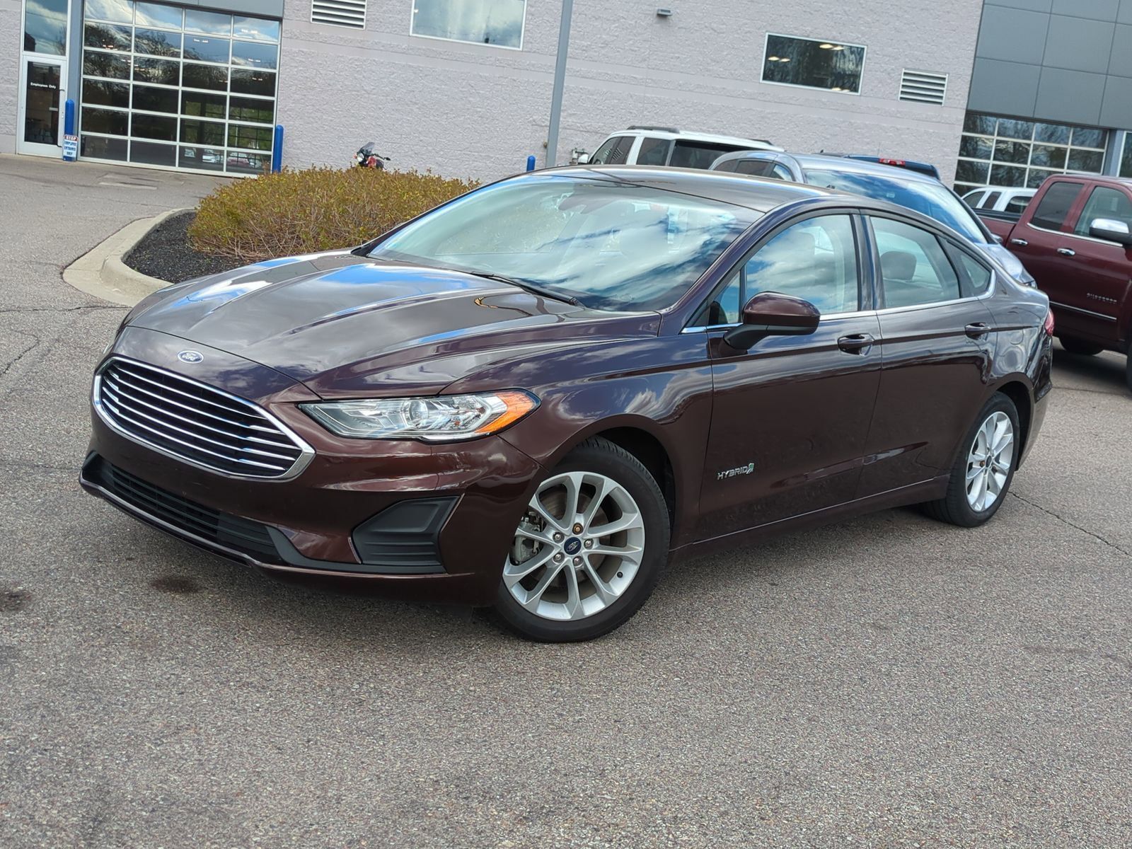 2019 Ford Fusion SE's photo