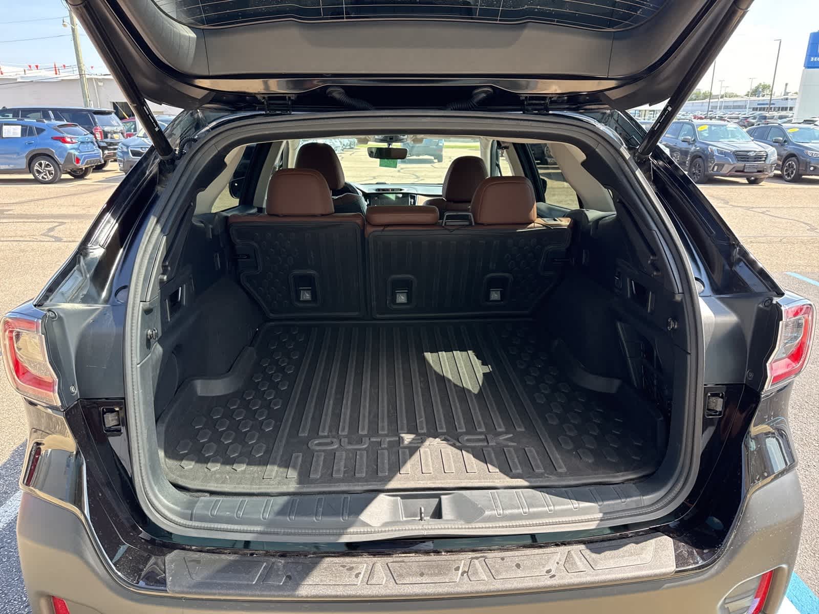 Thumbnail: 2020 Subaru Outback - 14