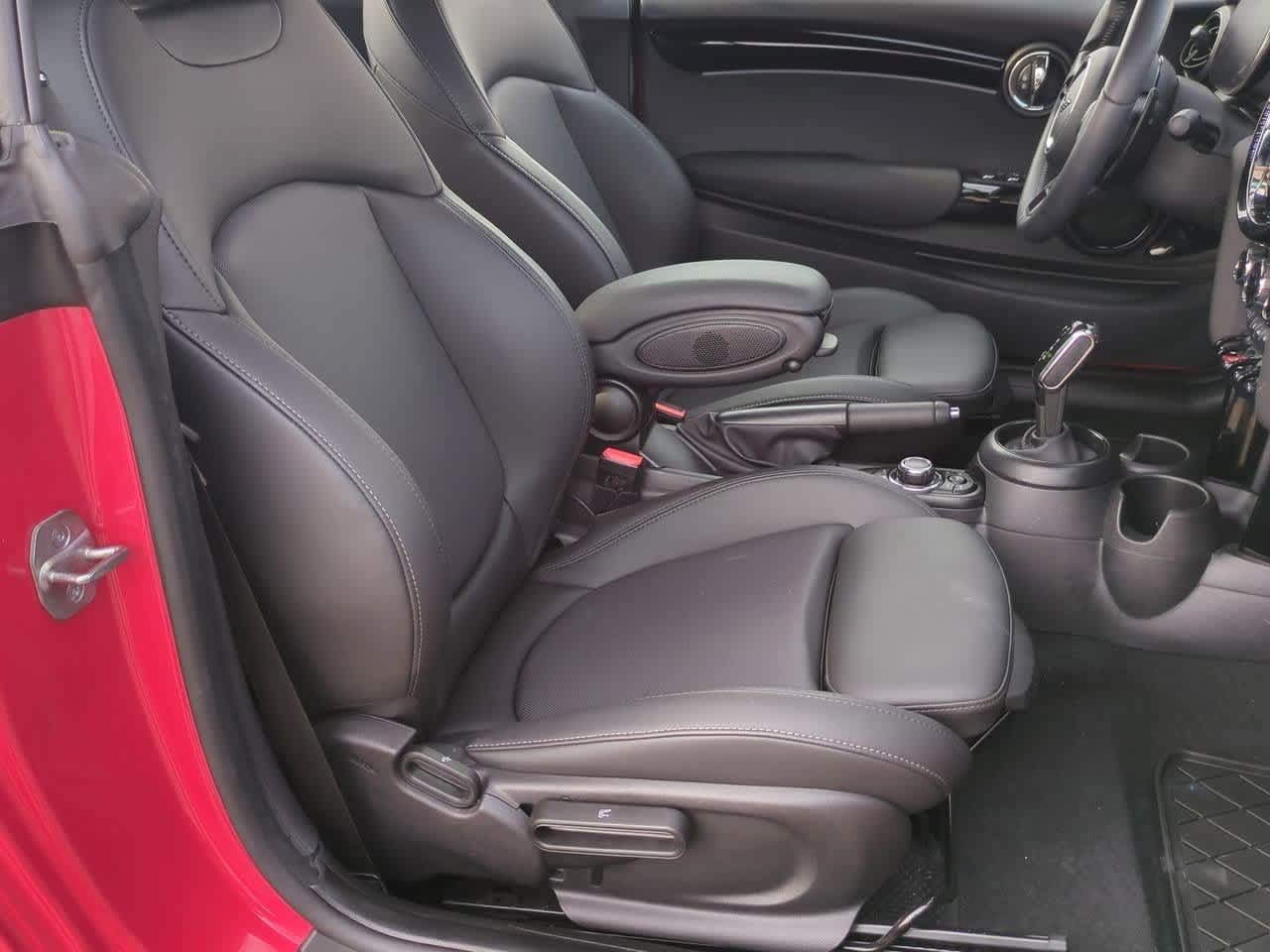 Thumbnail: 2023 MINI Cooper Convertible - 20