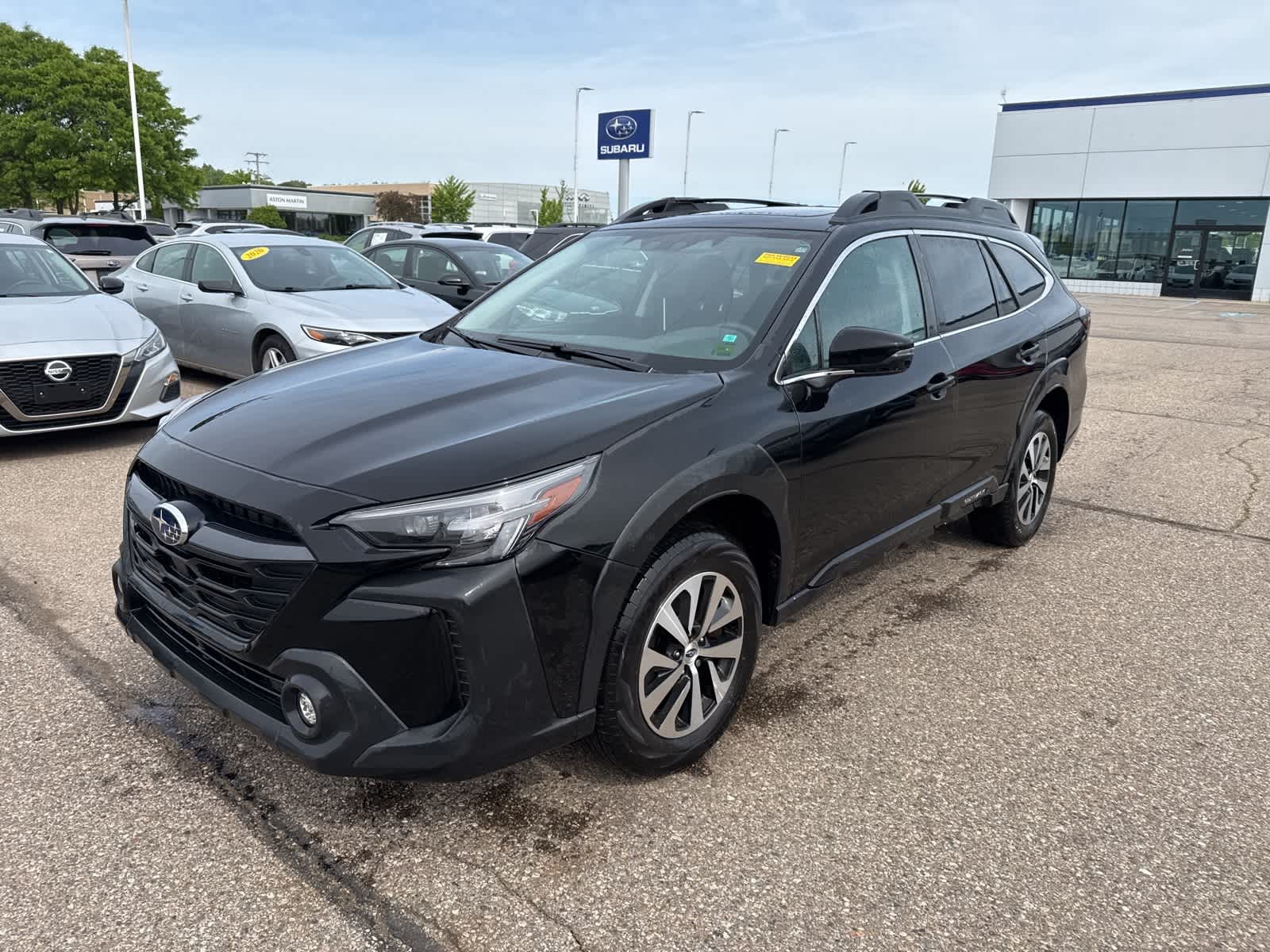 2023 Subaru Outback Premium -
                  Troy, MI