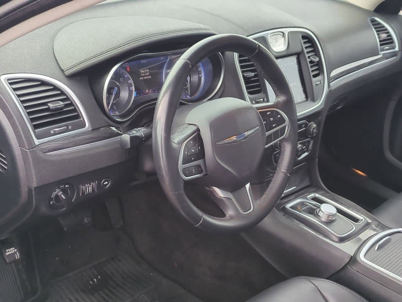 Thumbnail: 2018 Chrysler 300 - 2