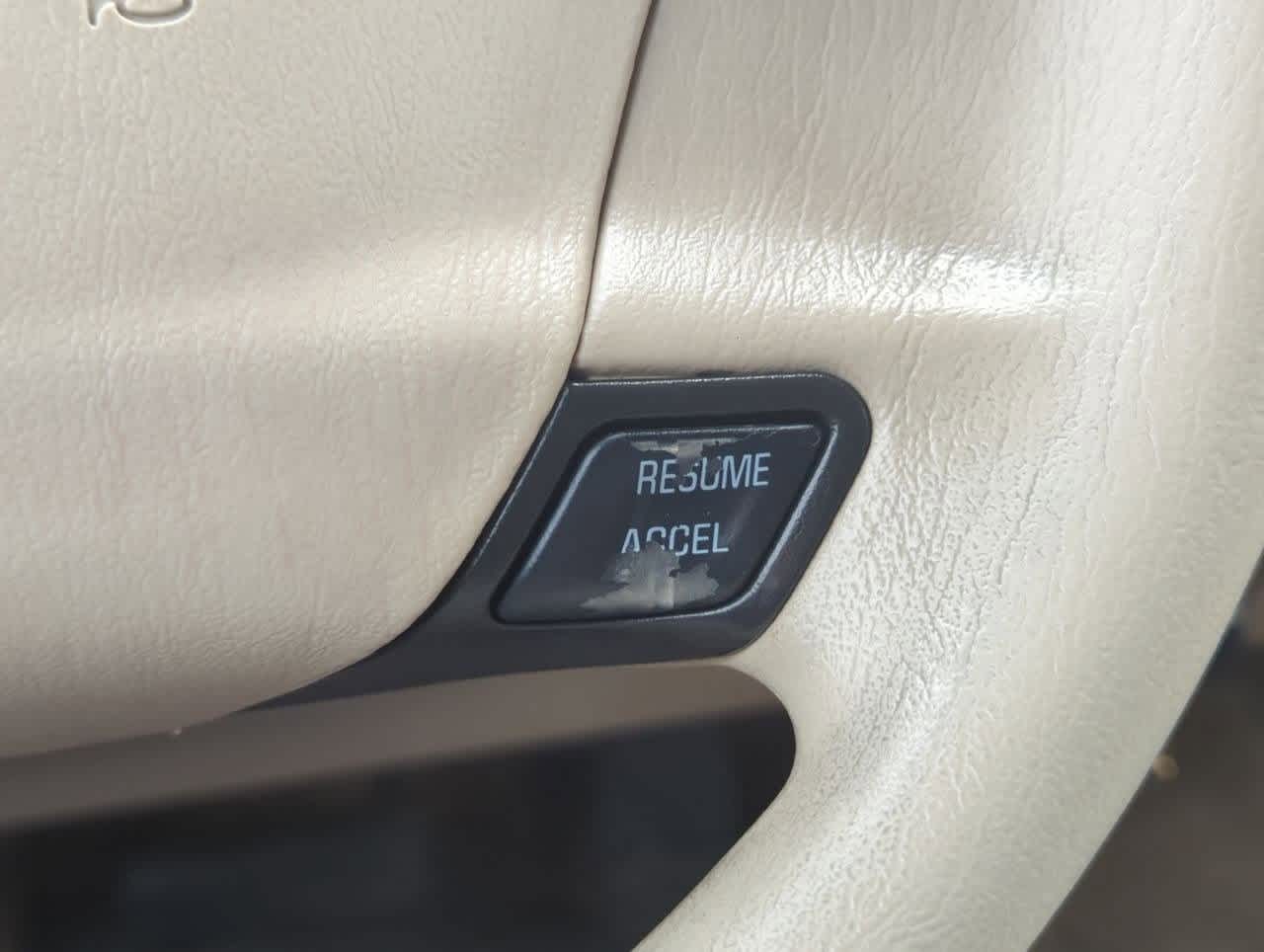 Thumbnail: 2005 Chevrolet Impala - 22
