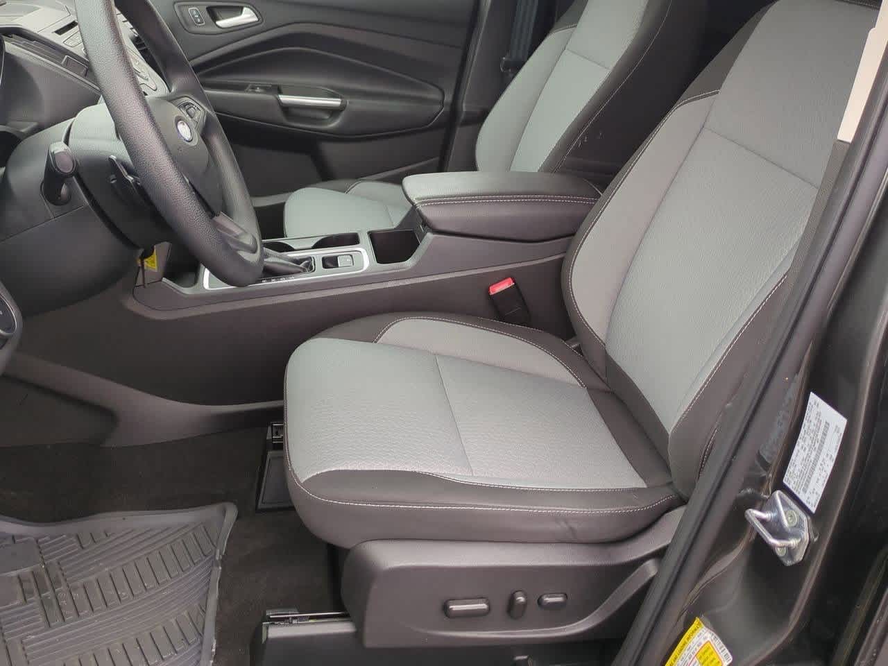 Thumbnail: 2017 Ford Escape - 15