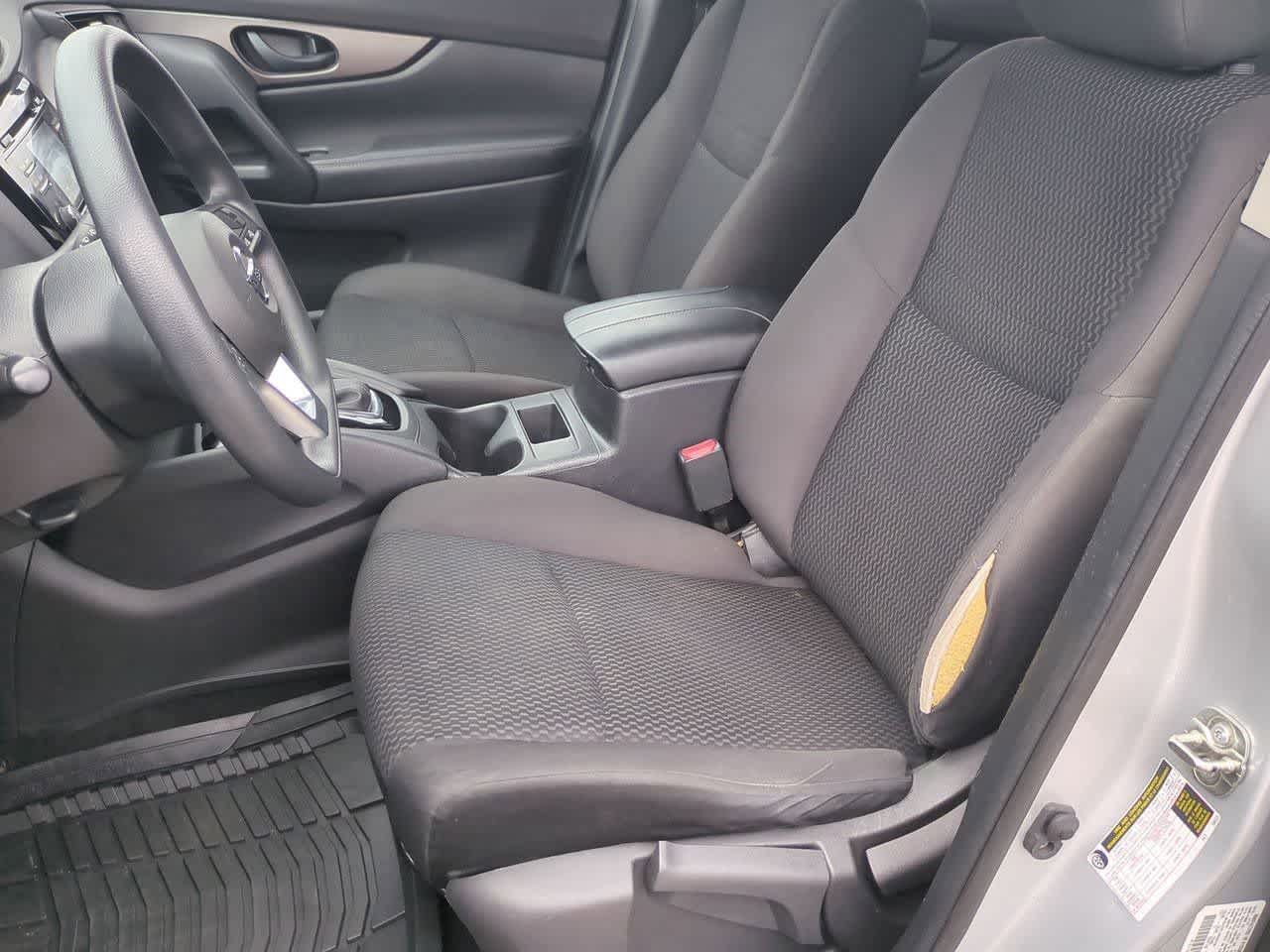 Thumbnail: 2018 Nissan Rogue Sport - 15