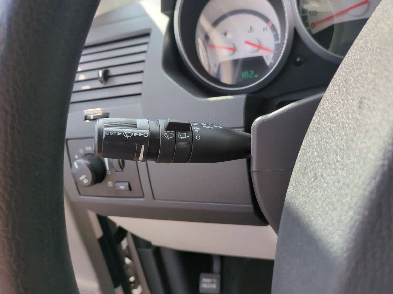 Thumbnail: 2009 Dodge Grand Caravan - 24