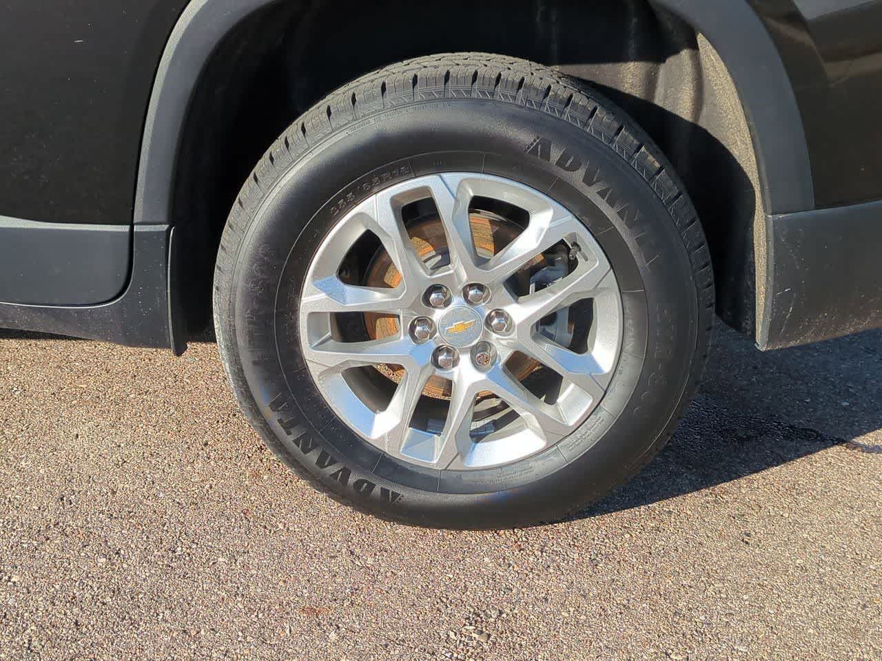 Thumbnail: 2021 Chevrolet Traverse - 13