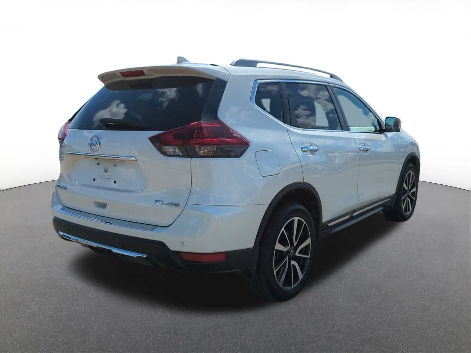 Thumbnail: 2020 Nissan Rogue - 6