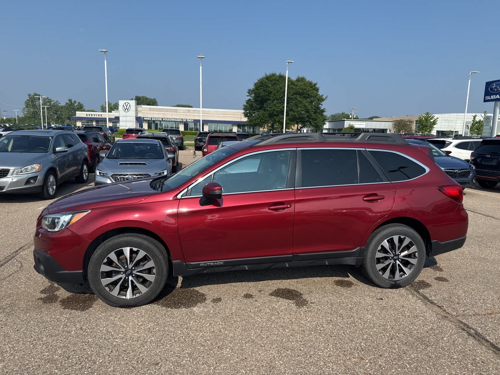 Thumbnail: 2017 Subaru Outback - 12