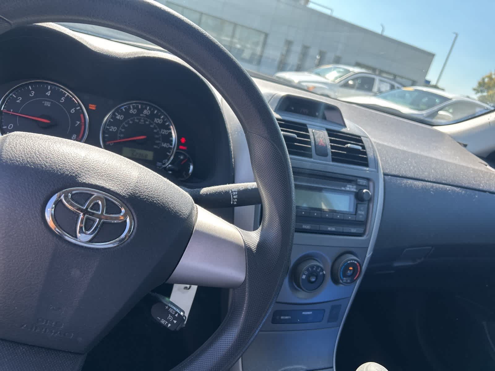Thumbnail: 2012 Toyota Corolla - 12