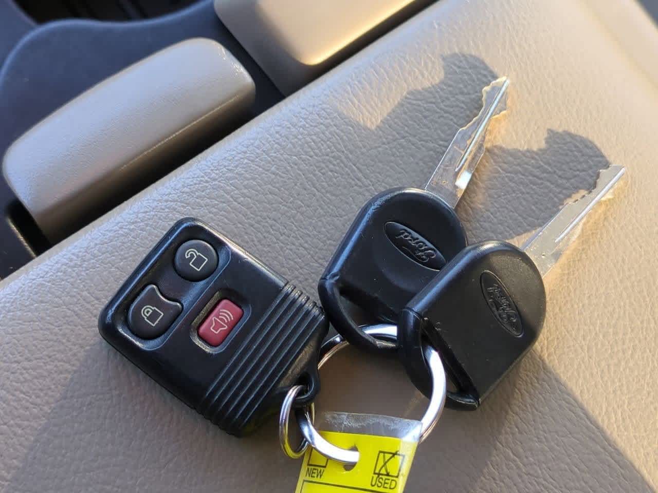 Thumbnail: 2008 Ford Econoline - 32