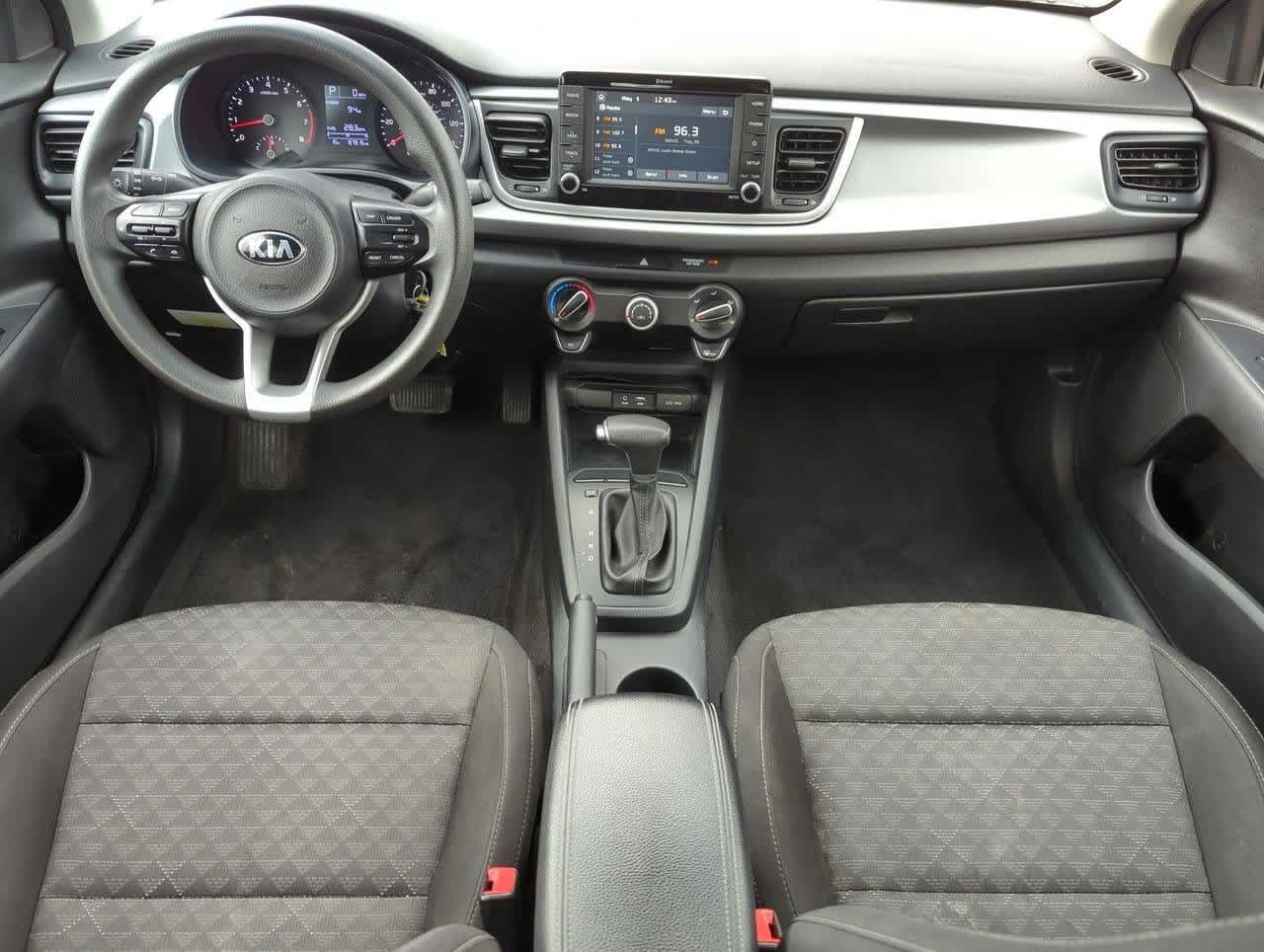 Thumbnail: 2020 Kia Rio - 12