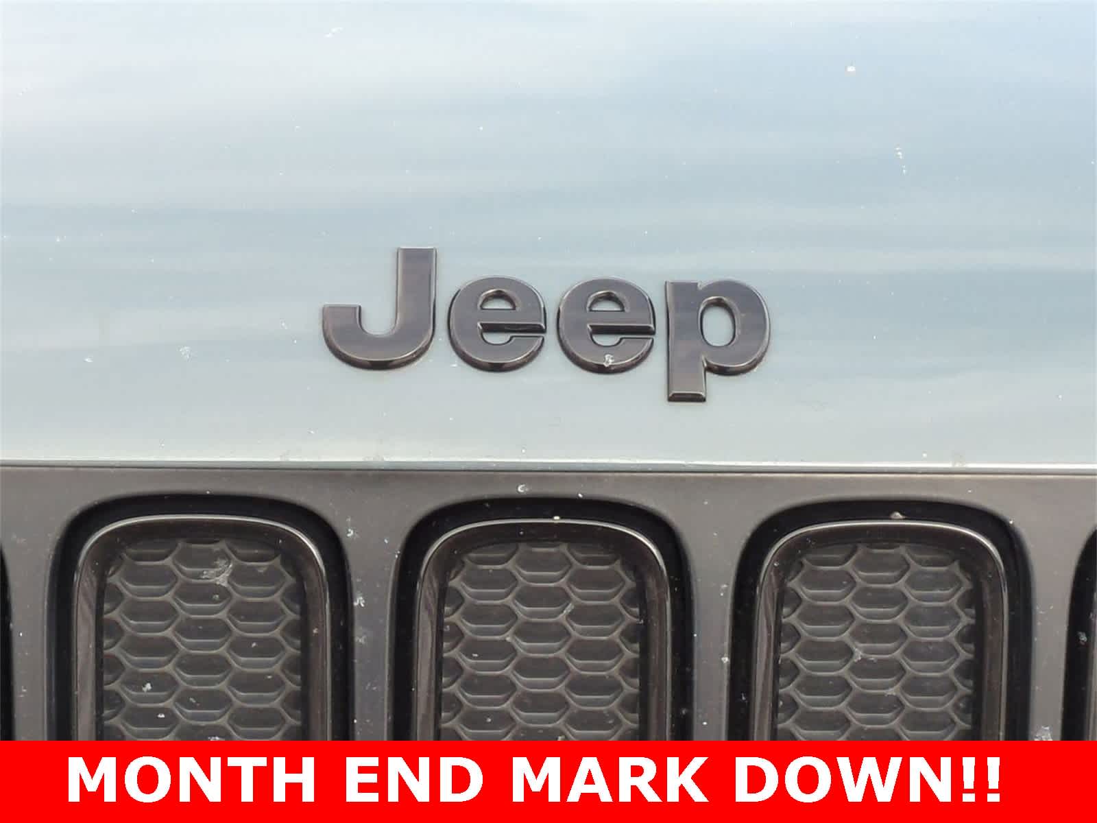 Thumbnail: 2017 Jeep Renegade - 11