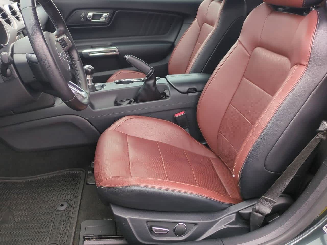 Thumbnail: 2016 Ford Mustang - 16