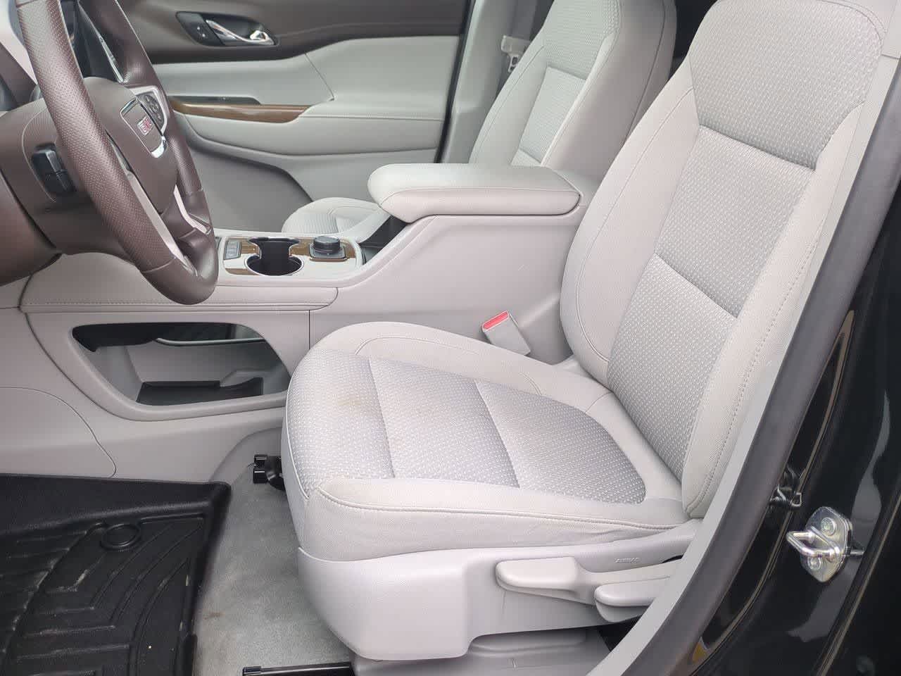 Thumbnail: 2023 GMC Acadia - 15