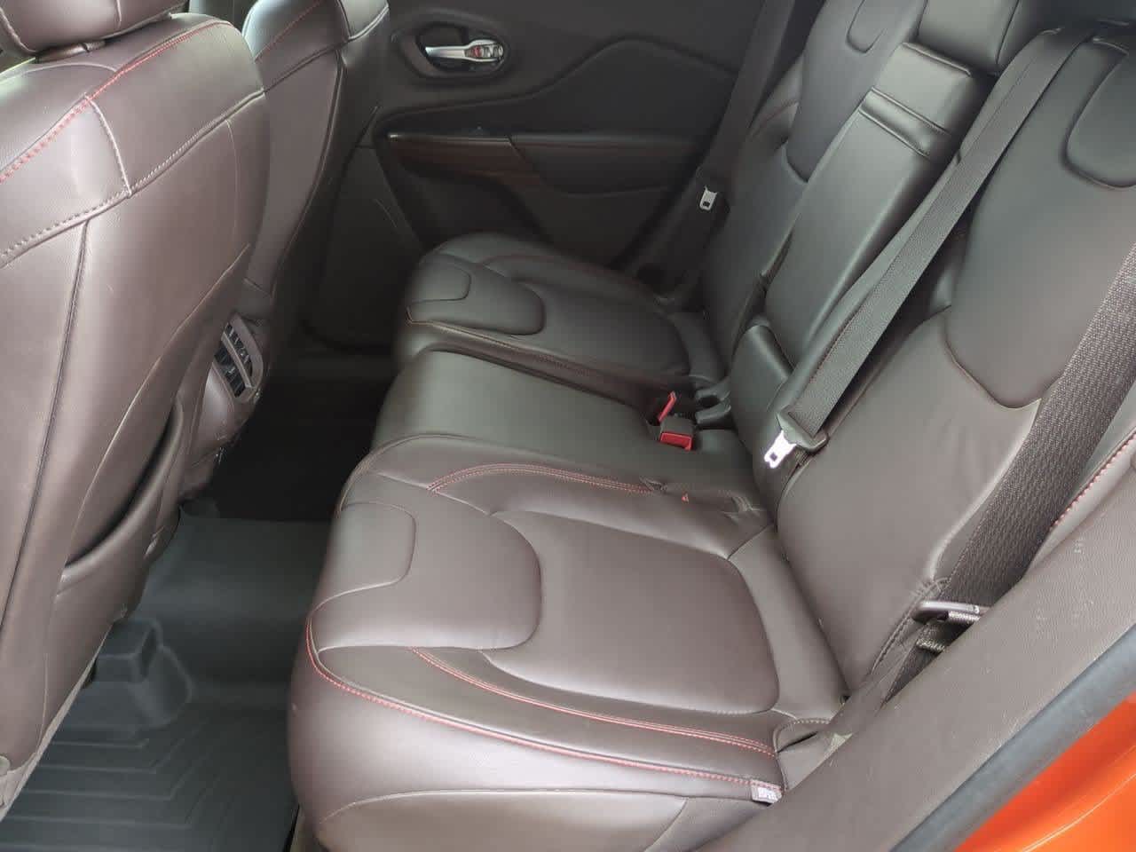 2015 Jeep Cherokee Trailhawk - Photo 19