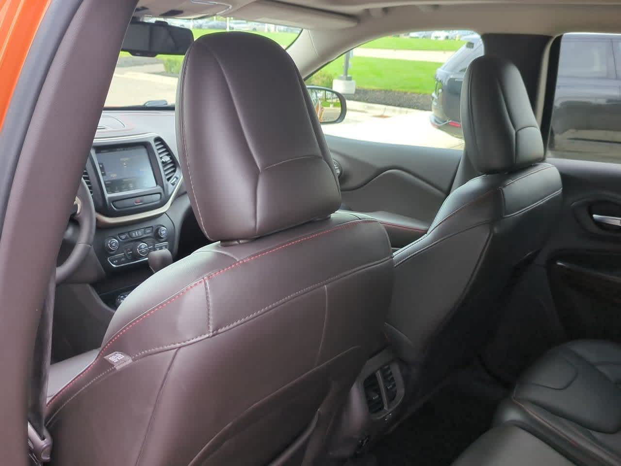 2015 Jeep Cherokee Trailhawk - Photo 17