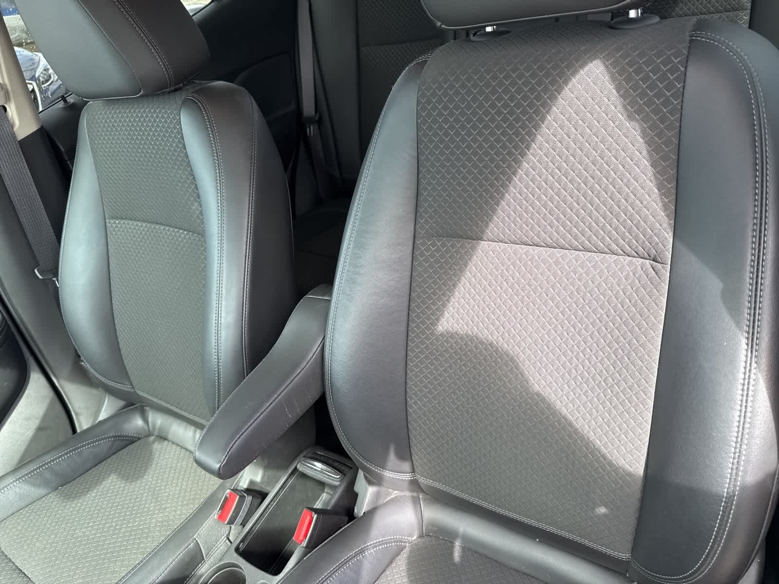 Thumbnail: 2017 Buick Encore - 15