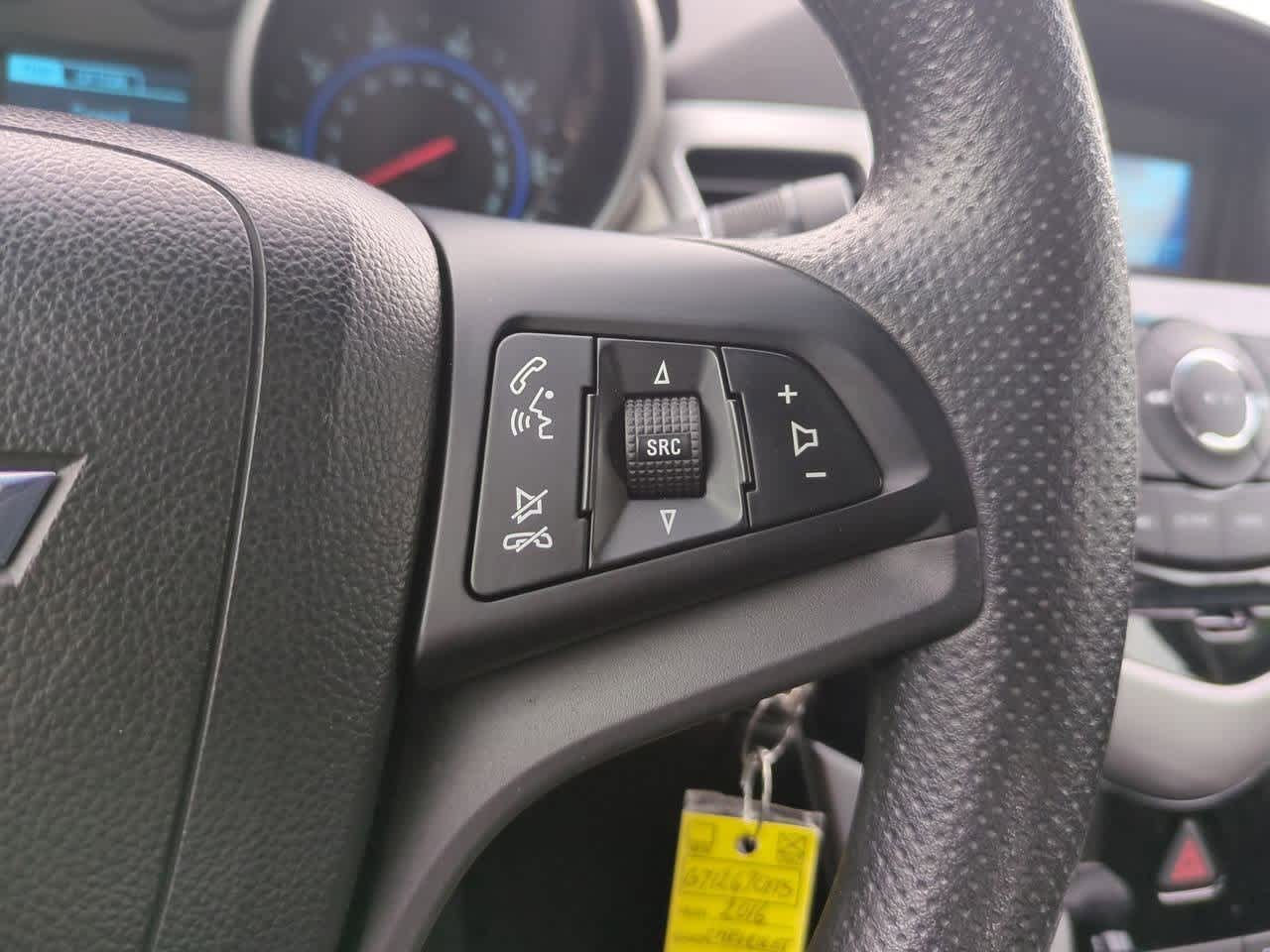 Thumbnail: 2016 Chevrolet Cruze - 22