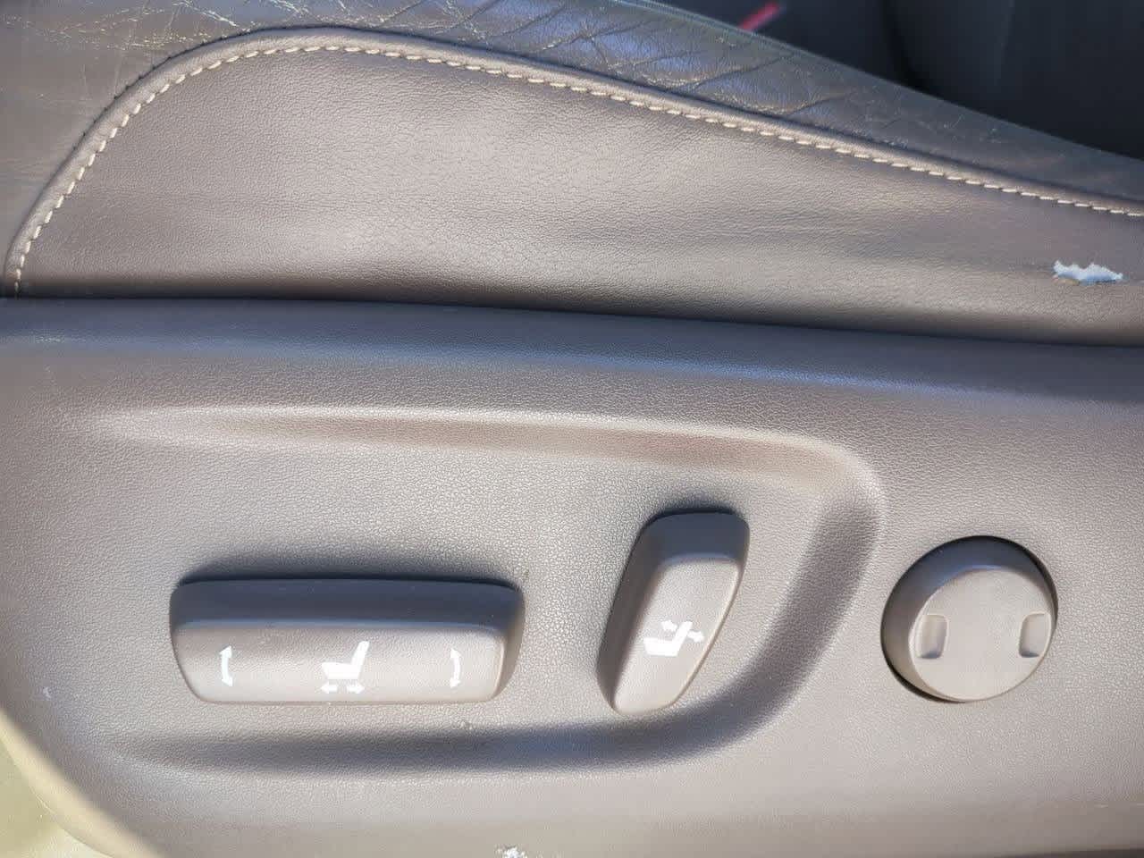 Thumbnail: 2012 Lexus GX - 10