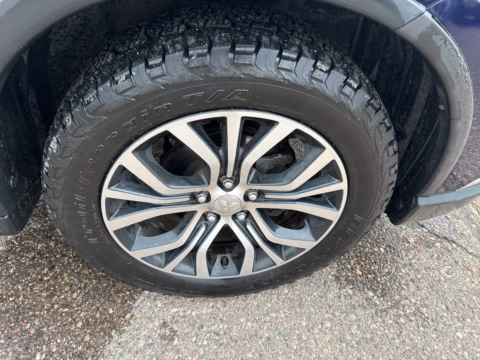 2018 Mitsubishi Outlander ES 5