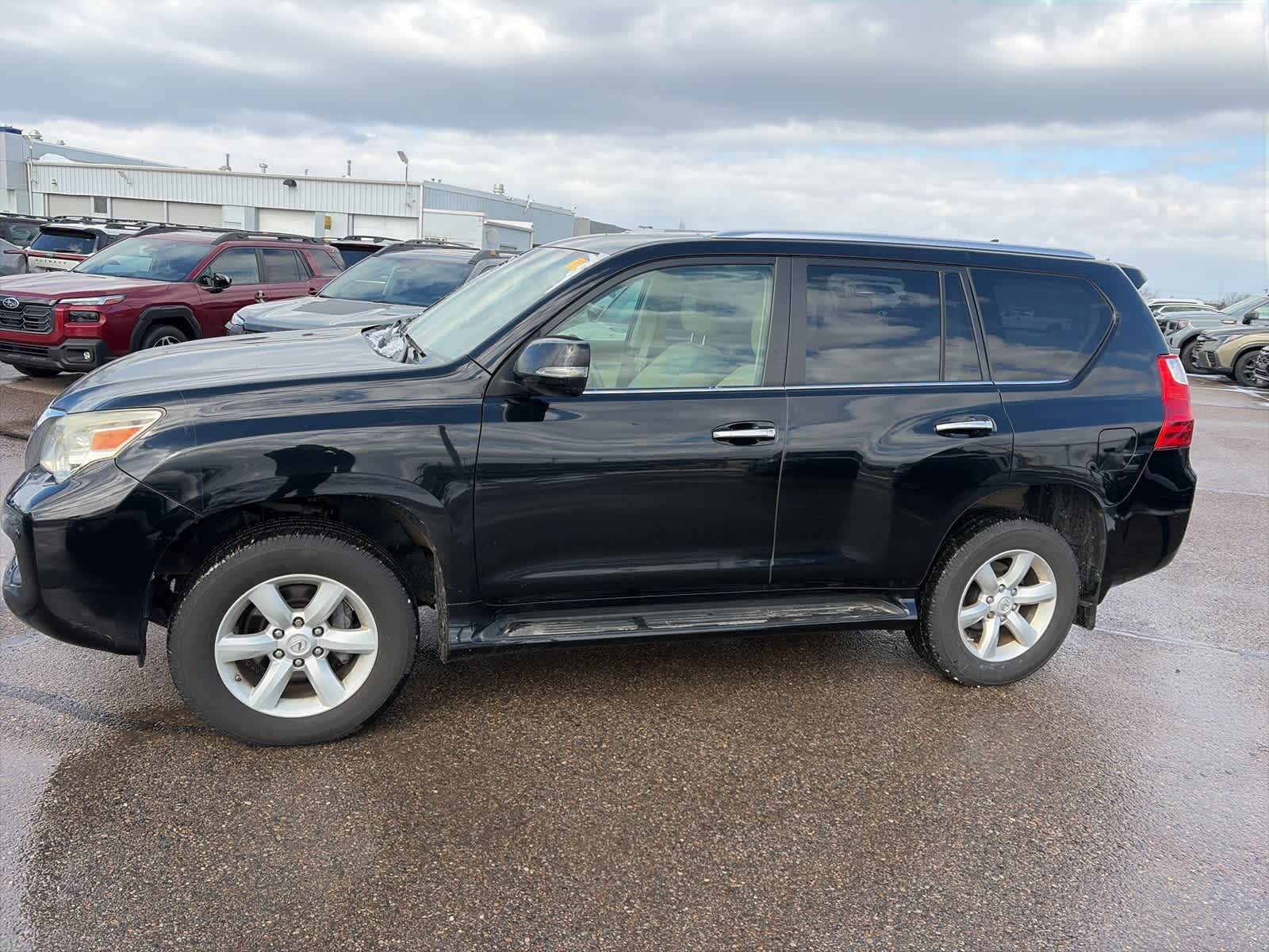 Thumbnail: 2011 Lexus GX - 2