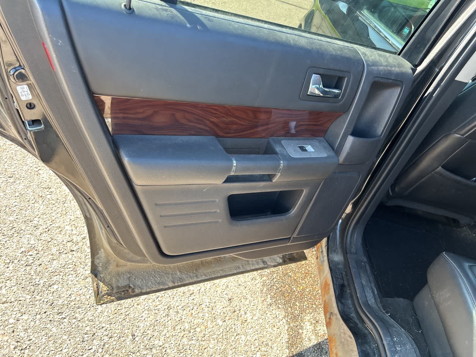 Thumbnail: 2010 Ford Flex - 18