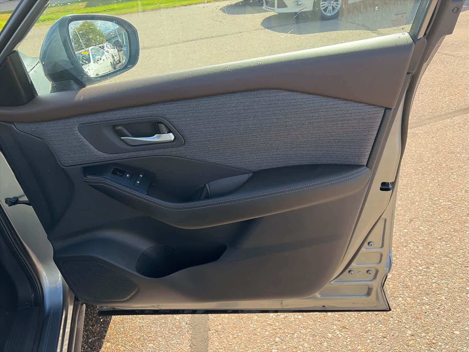 Thumbnail: 2021 Nissan Rogue - 20