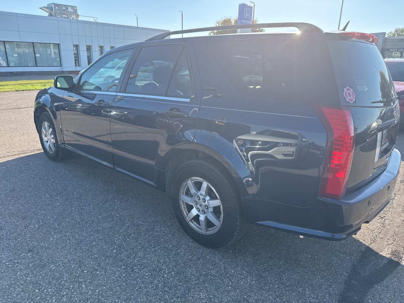 Thumbnail: 2008 Cadillac SRX - 2