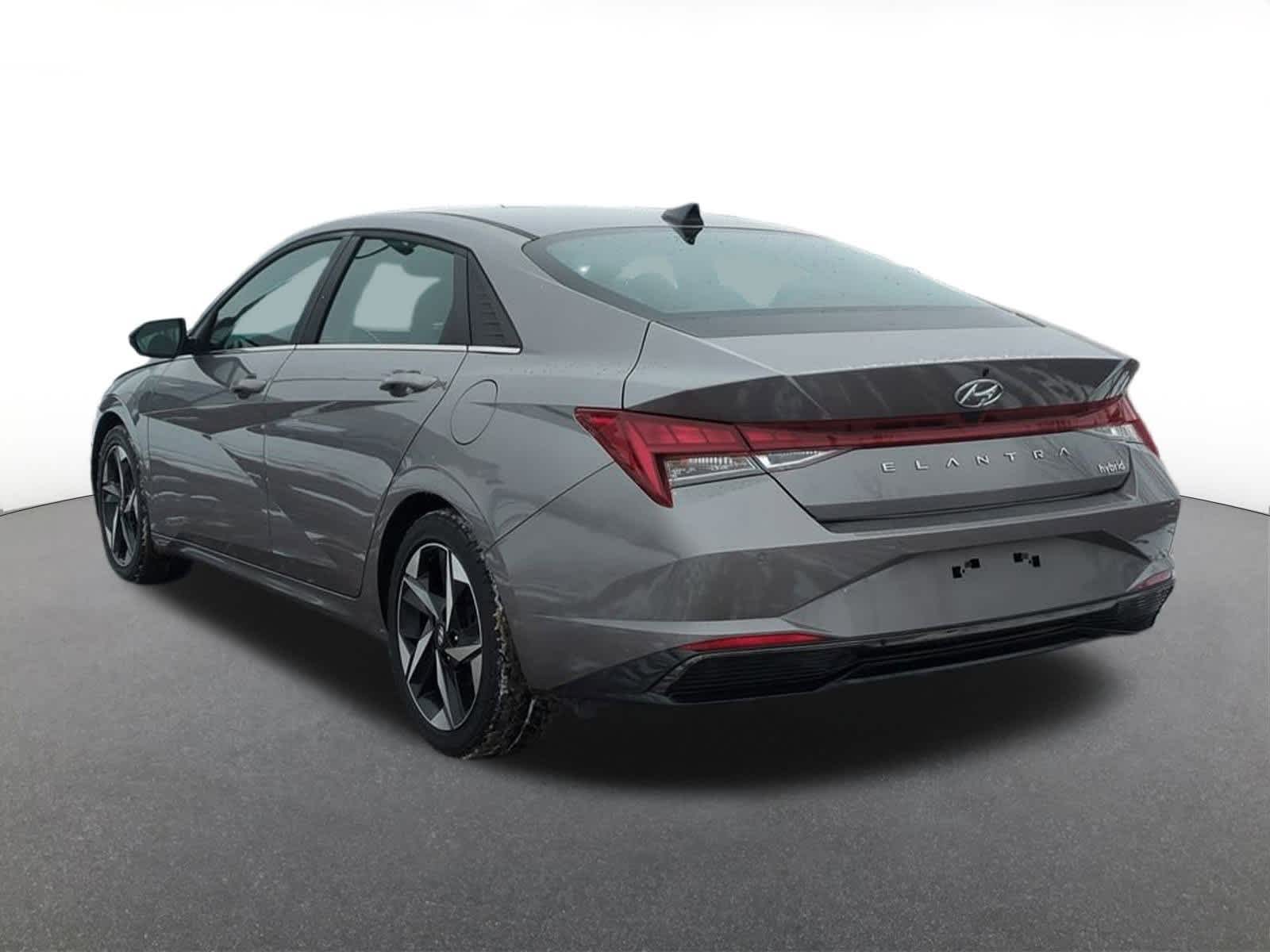 Thumbnail: 2023 Hyundai Elantra - 4