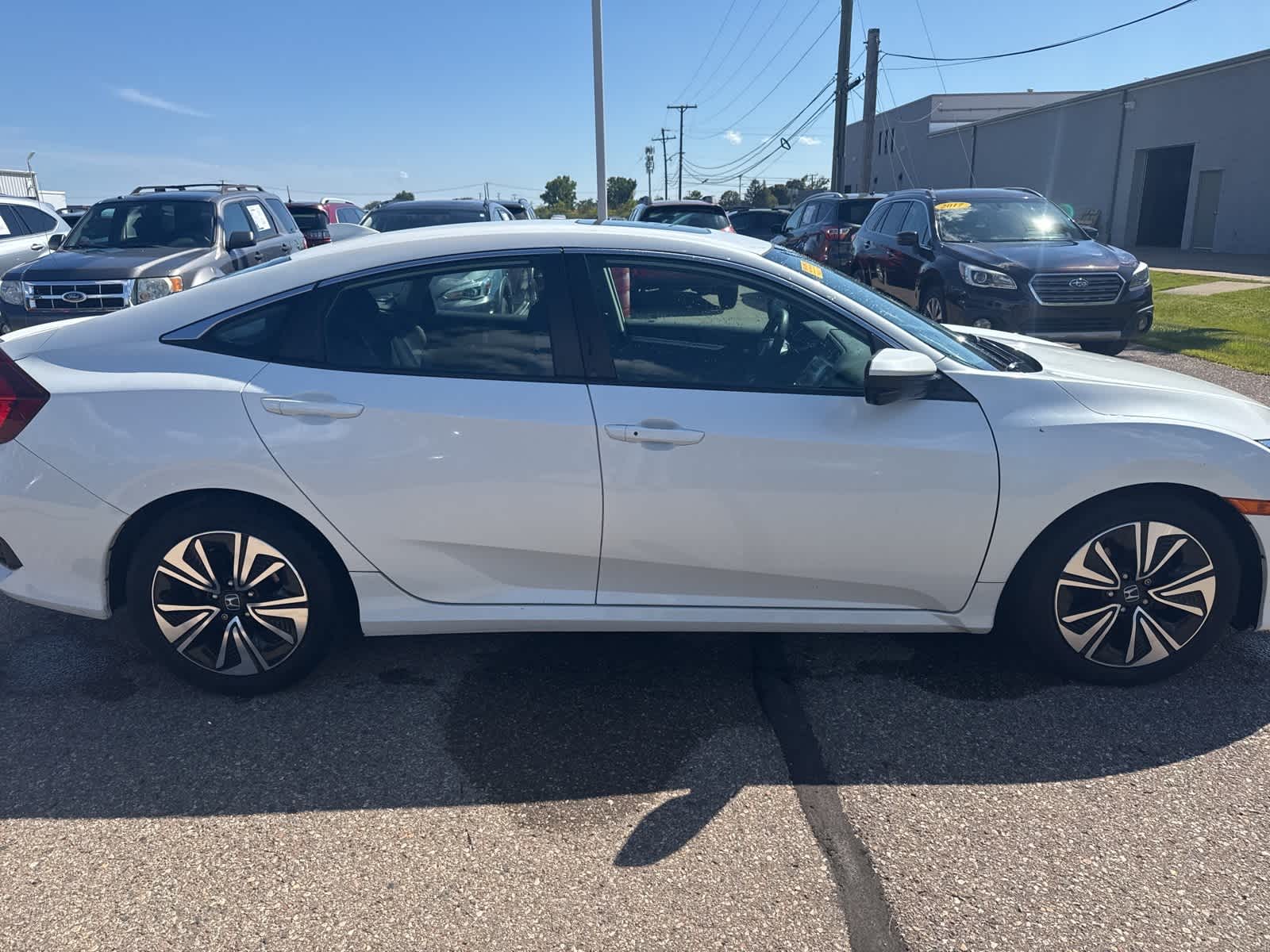 Thumbnail: 2017 Honda Civic - 19