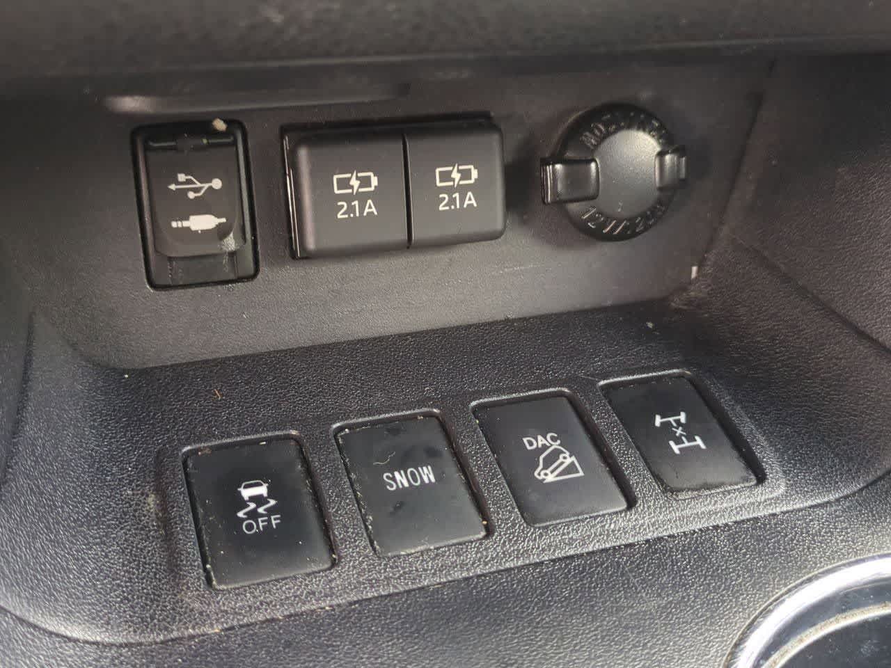 Thumbnail: 2019 Toyota Highlander - 29