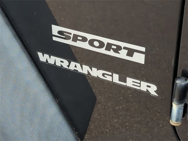 2012 Jeep Wrangler Sport 13