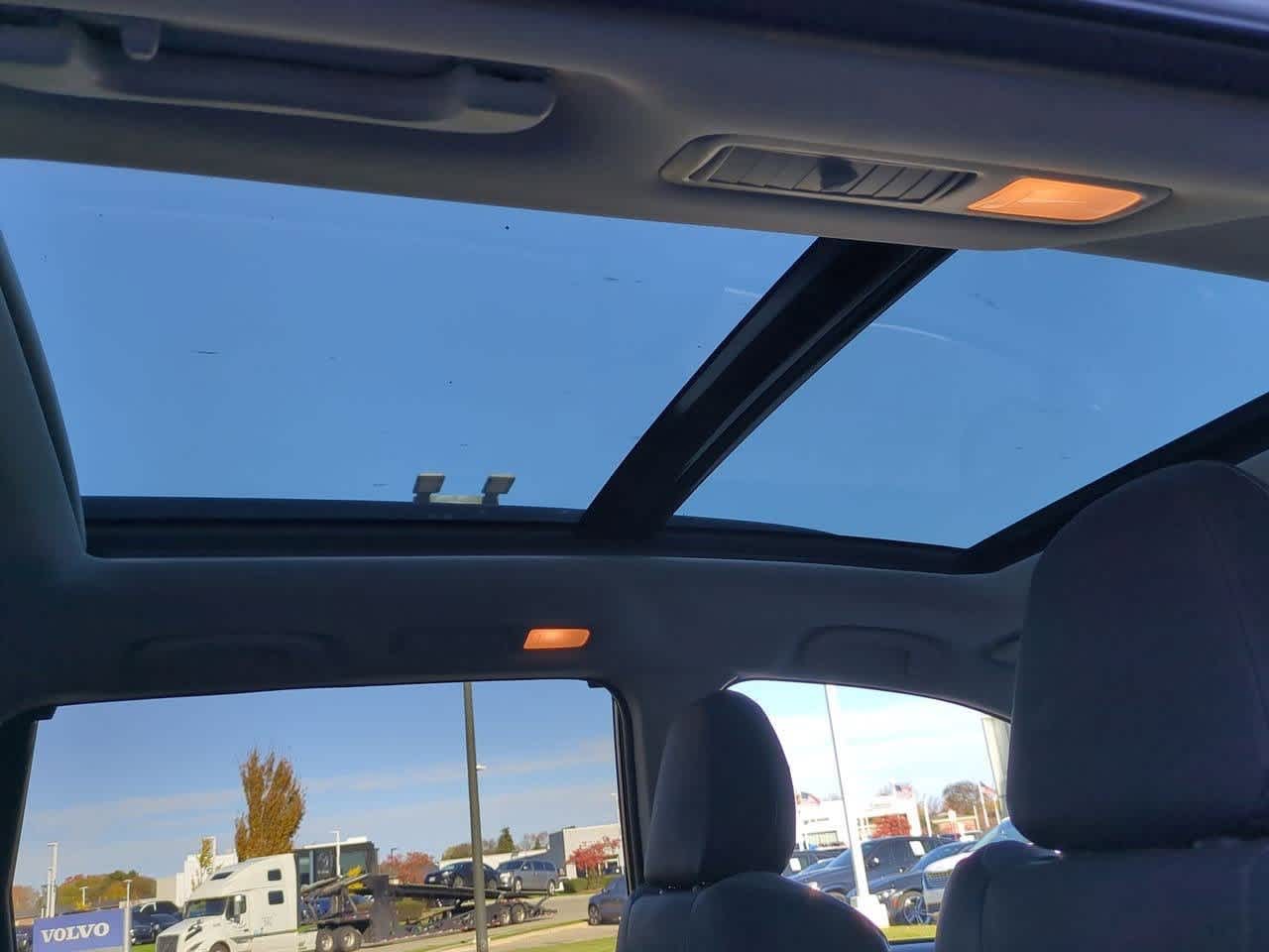 Thumbnail: 2022 Subaru Ascent - 22