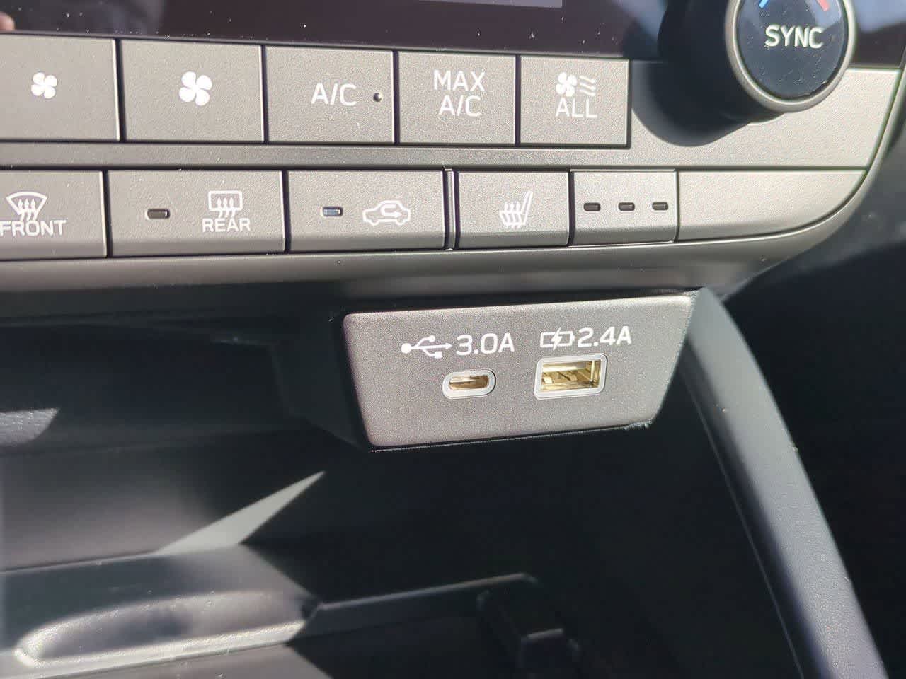 Thumbnail: 2026 Subaru Outback - 32