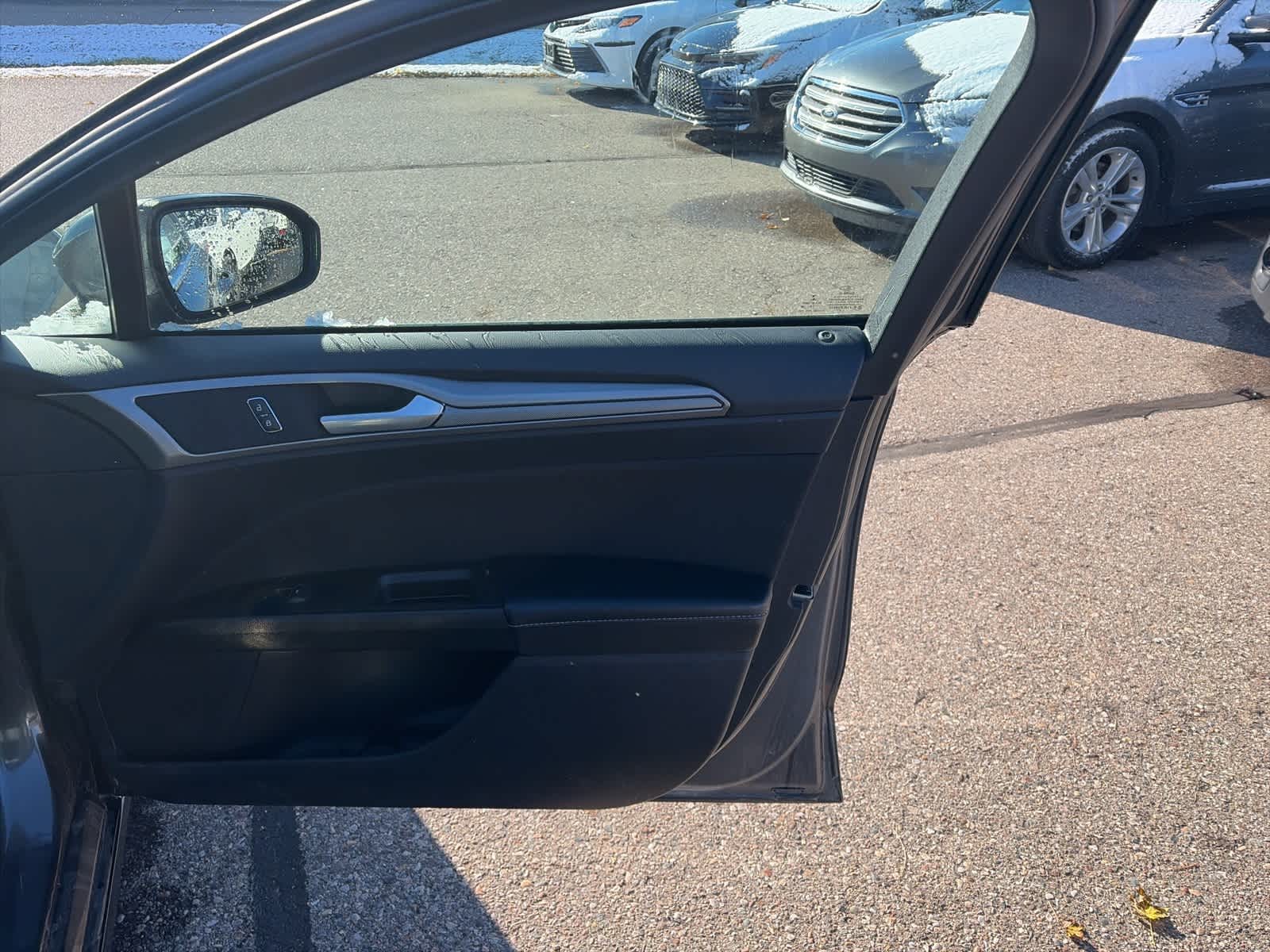 Thumbnail: 2020 Ford Fusion - 18