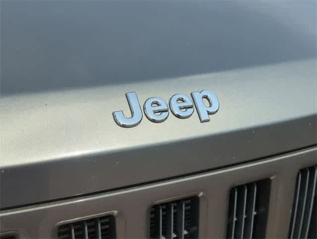 2012 Jeep Liberty Sport 11