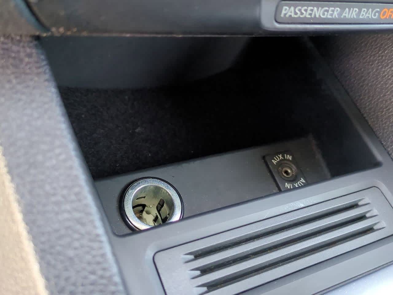 Thumbnail: 2014 Volkswagen Jetta - 28