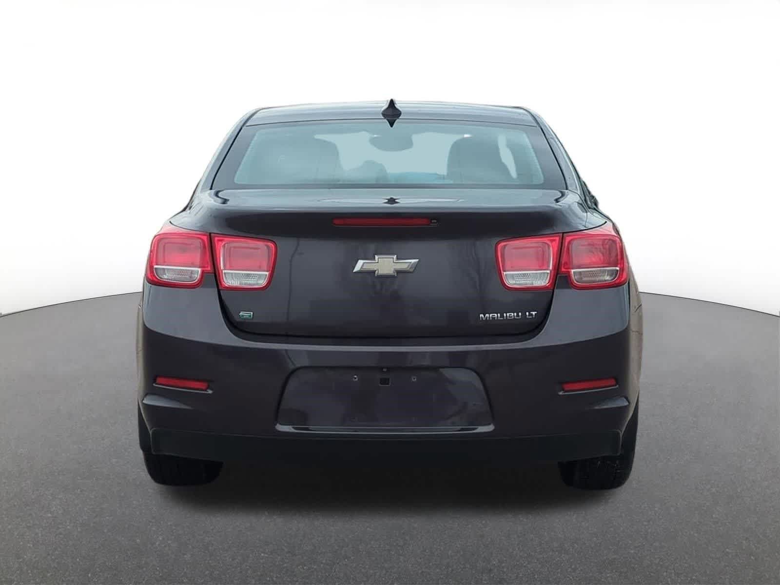 Thumbnail: 2015 Chevrolet Malibu - 5