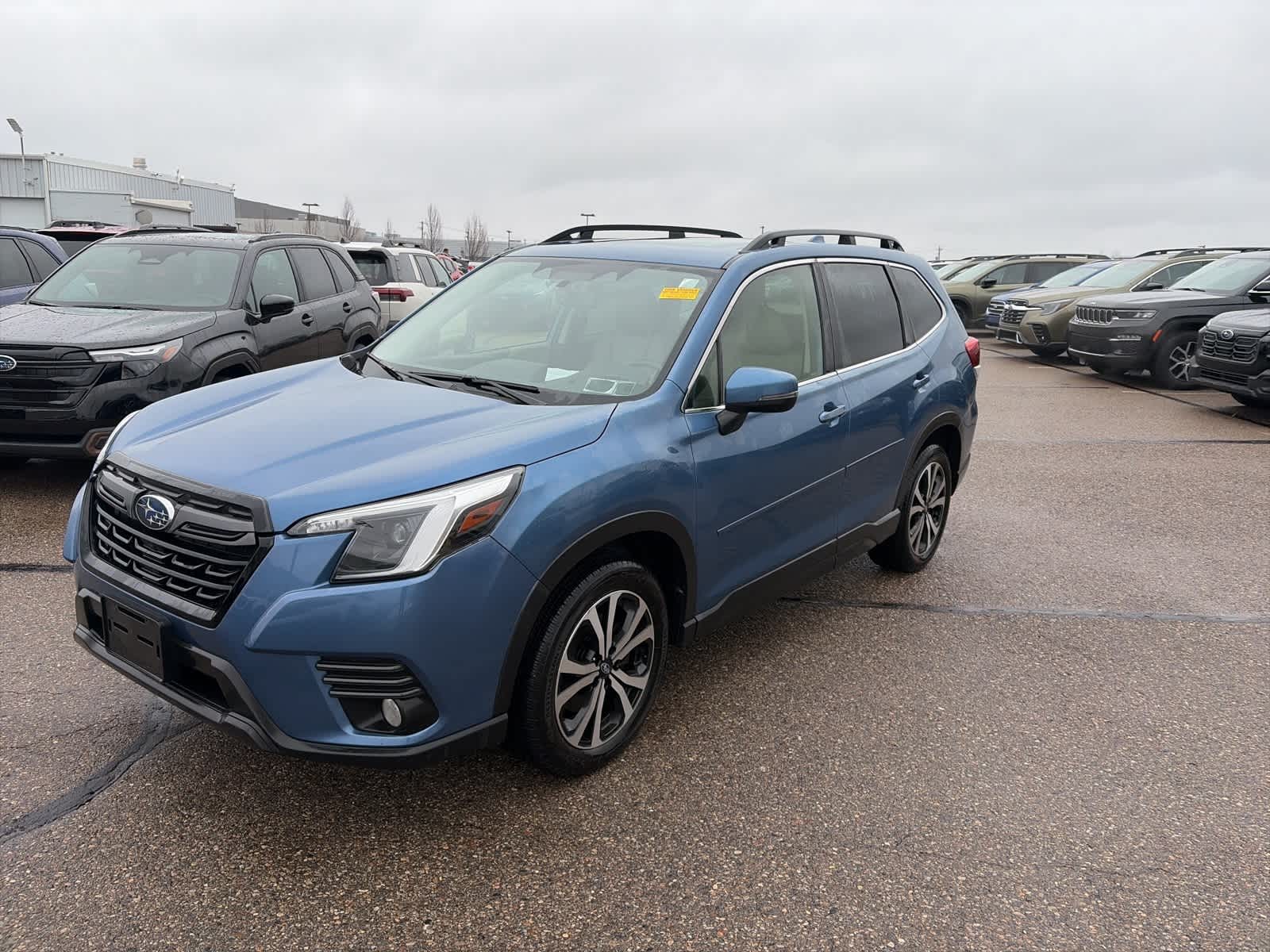 2023 Subaru Forester Limited's photo