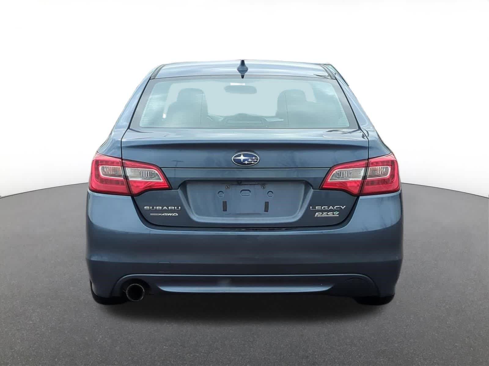 Thumbnail: 2016 Subaru Legacy - 5