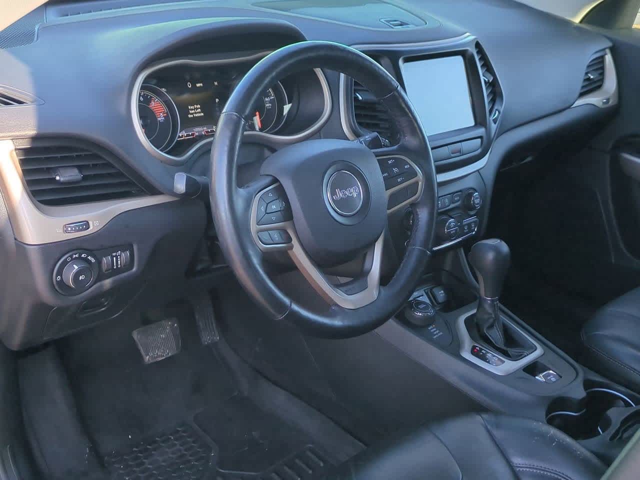 Thumbnail: 2017 Jeep Cherokee - 2