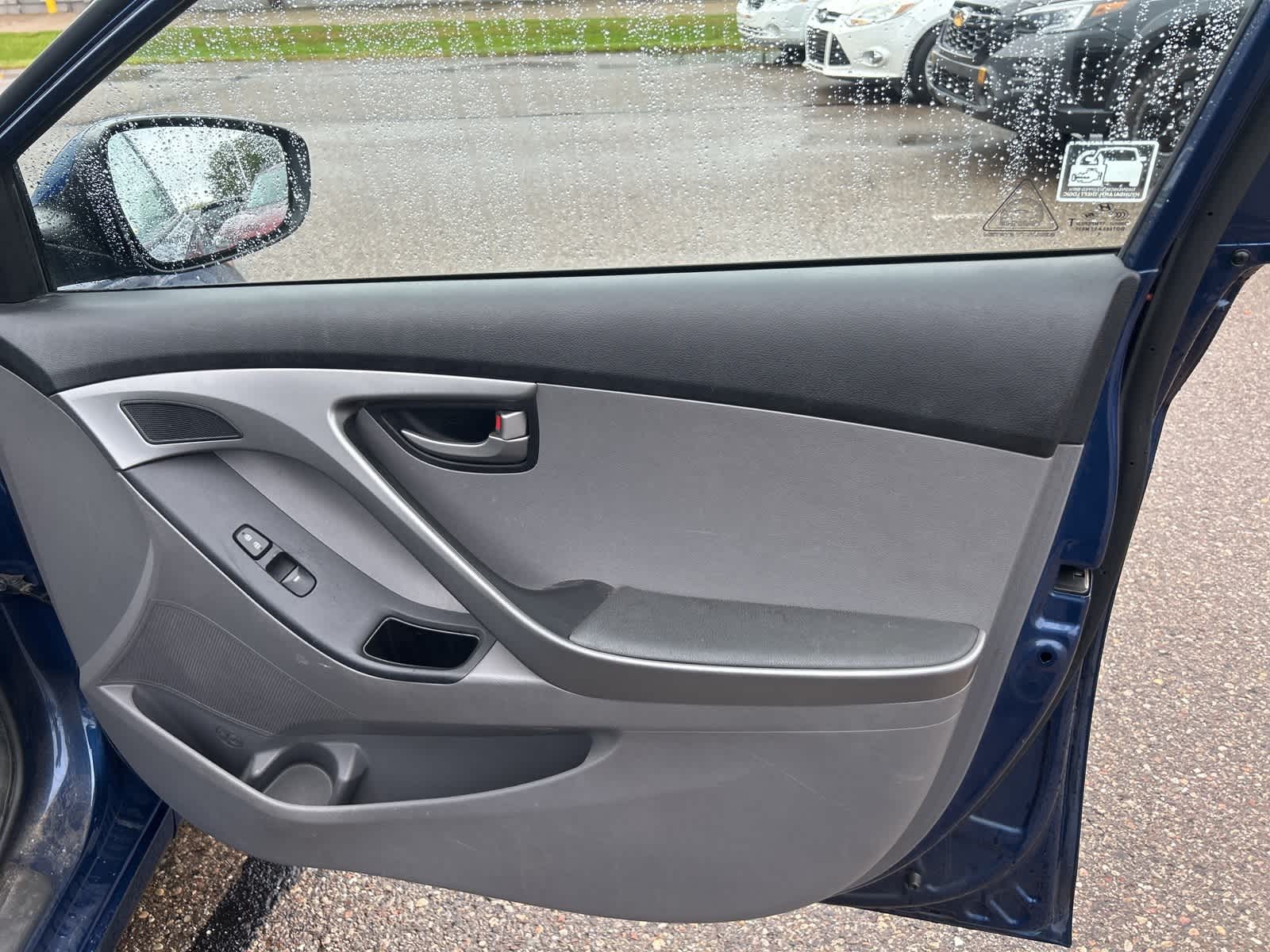 Thumbnail: 2016 Hyundai Elantra - 18