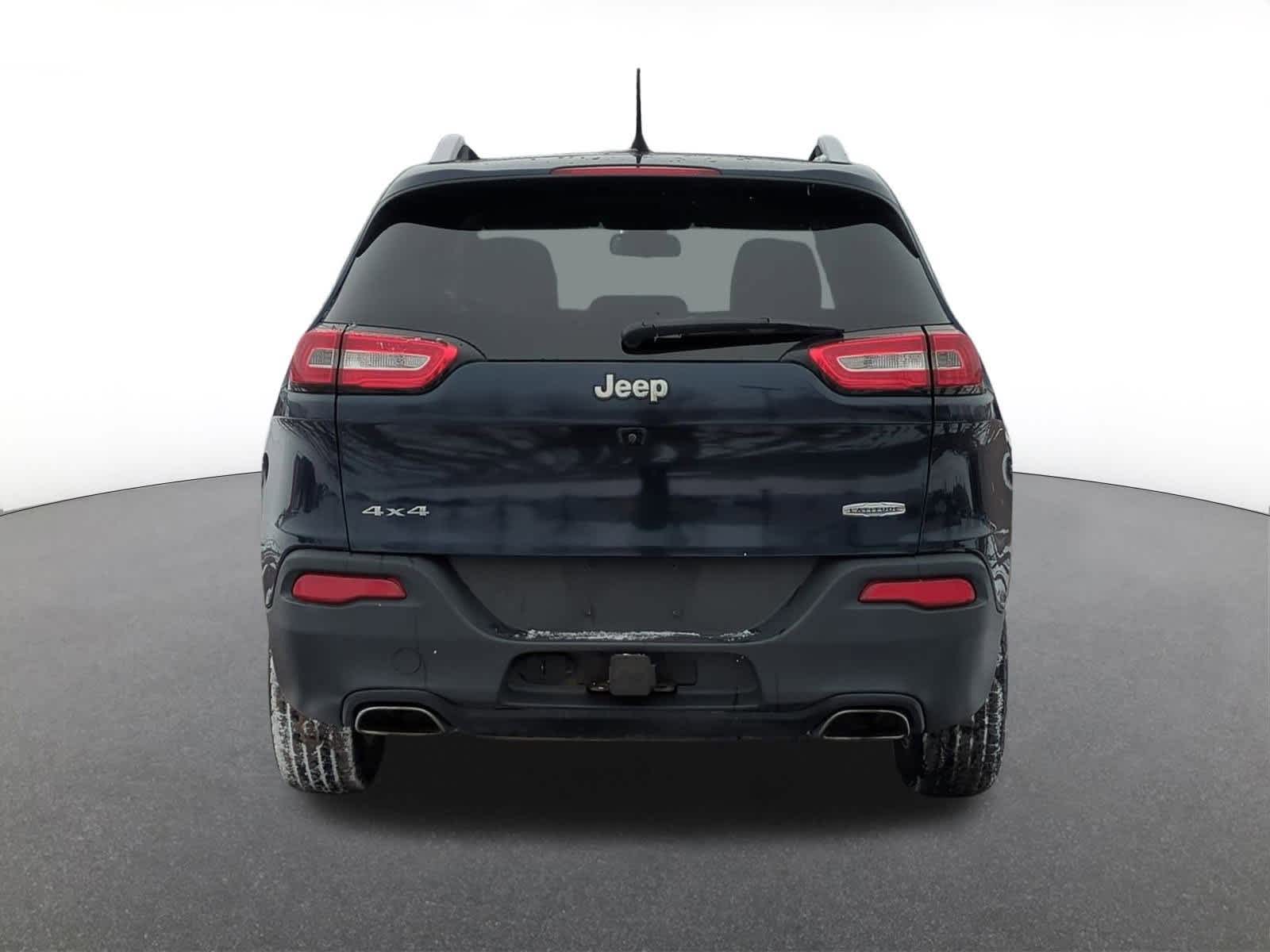 Thumbnail: 2016 Jeep Cherokee - 5