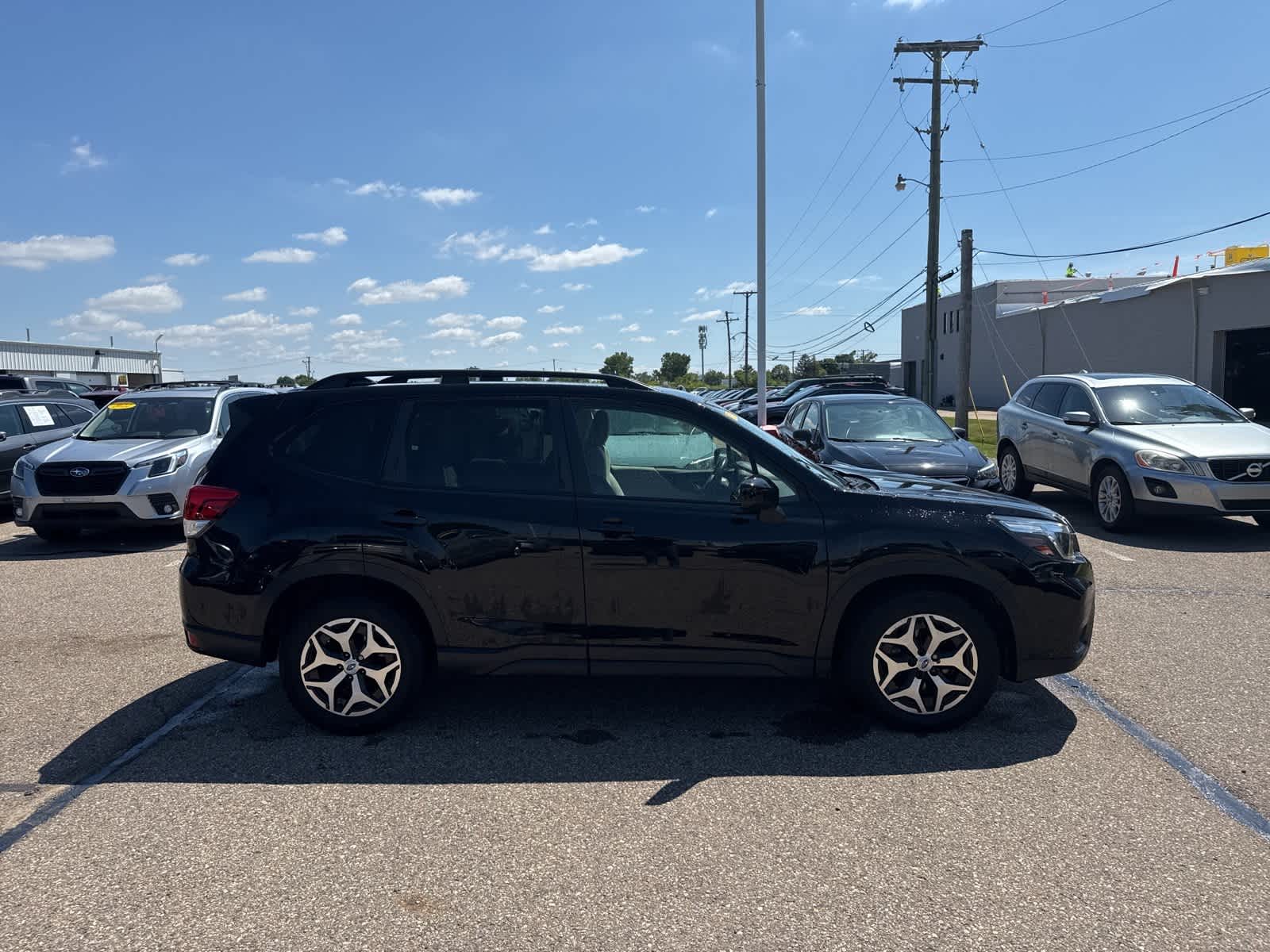 Thumbnail: 2020 Subaru Forester - 9