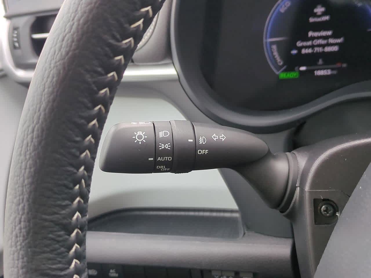 Thumbnail: 2025 Toyota Sienna - 28