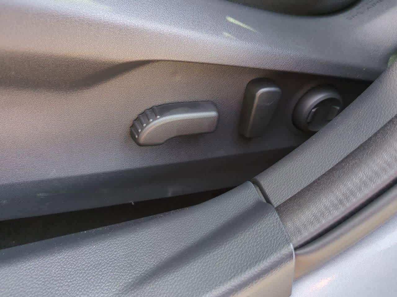 Thumbnail: 2025 Subaru Outback - 16