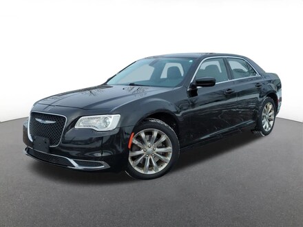 Used 2018 Chrysler 300 Touring L Sedan Troy Mi